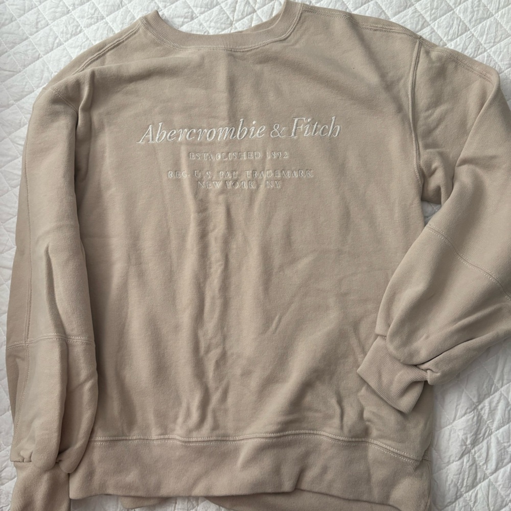 Abercrombie & Fitch Soft Beige Pullover